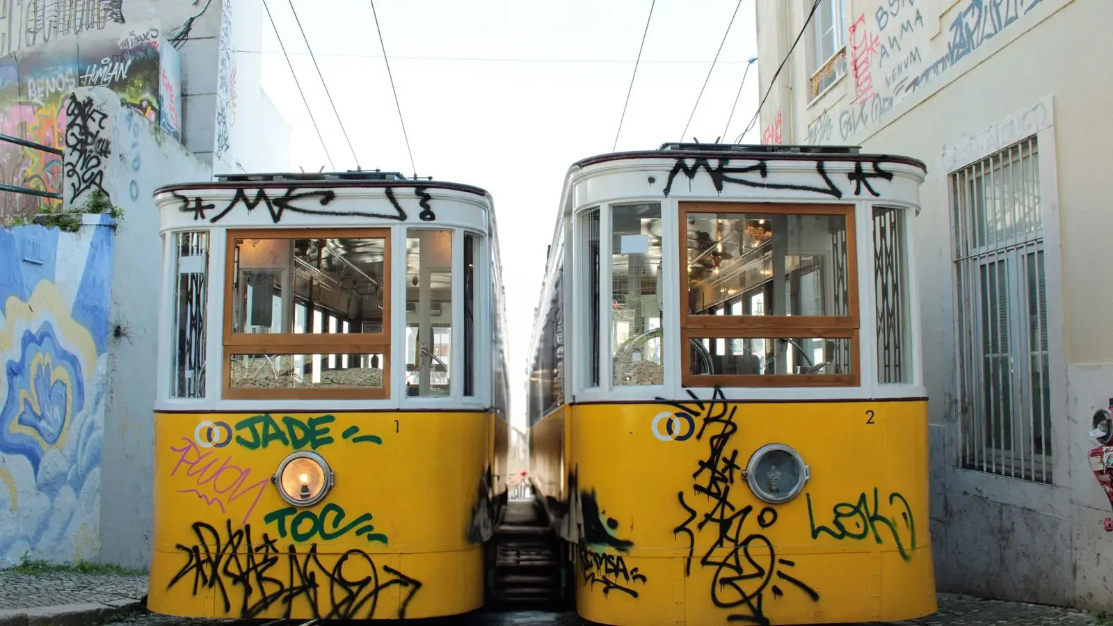 eSIM Portugal : le guide pour rester connecté à Lisbonne, Porto et en Algarve