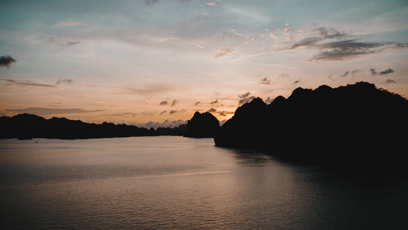eSIM Vietnam : rester connecté de Hanoï à la baie d'Halong (guide 2026)